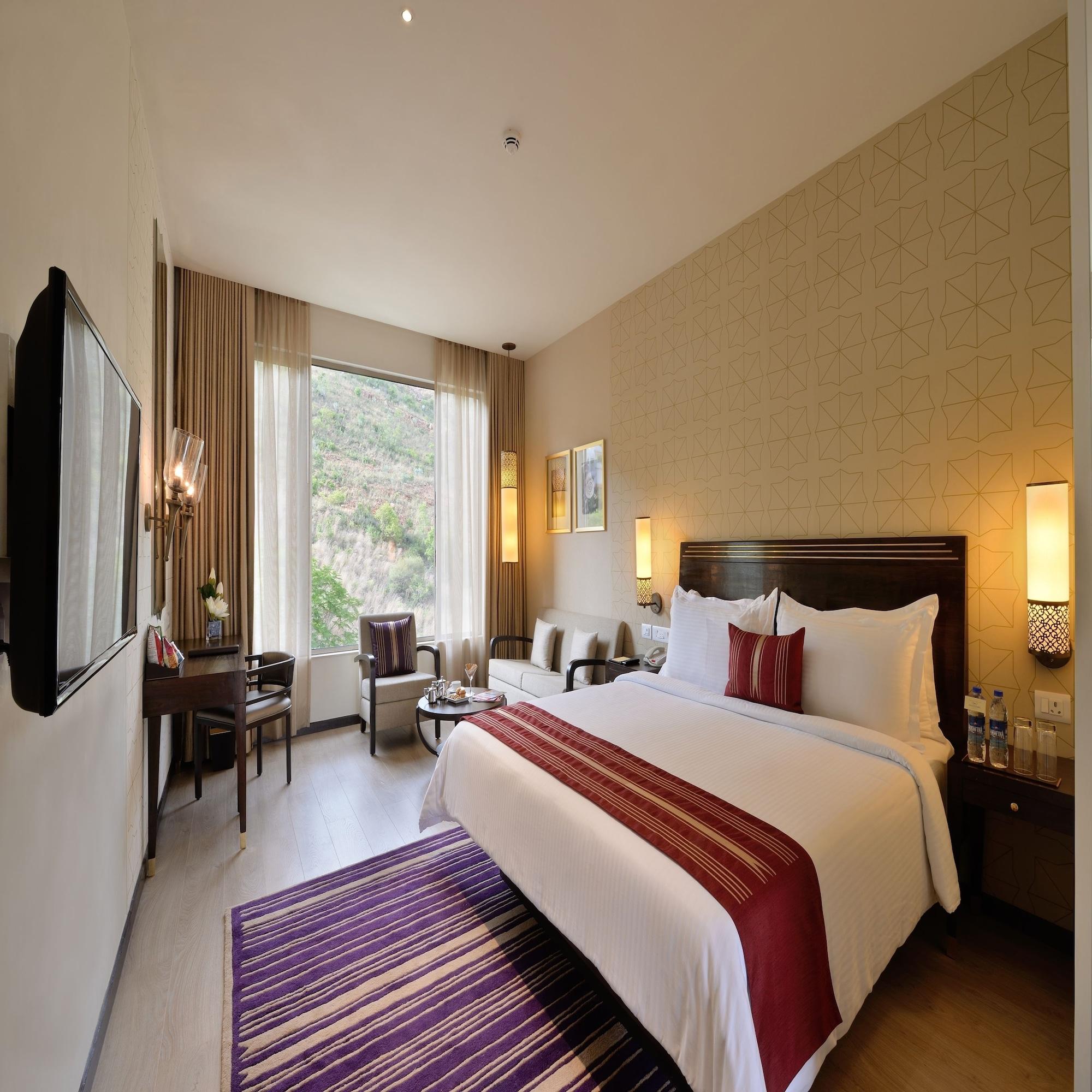 Marasa Sarovar Premiere Tirupati Esterno foto A room at The Oberoi Rishikesh